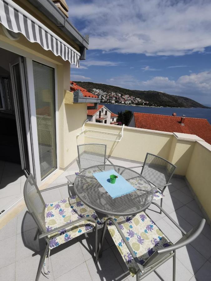 Apartments Vito Trogir Bagian luar foto