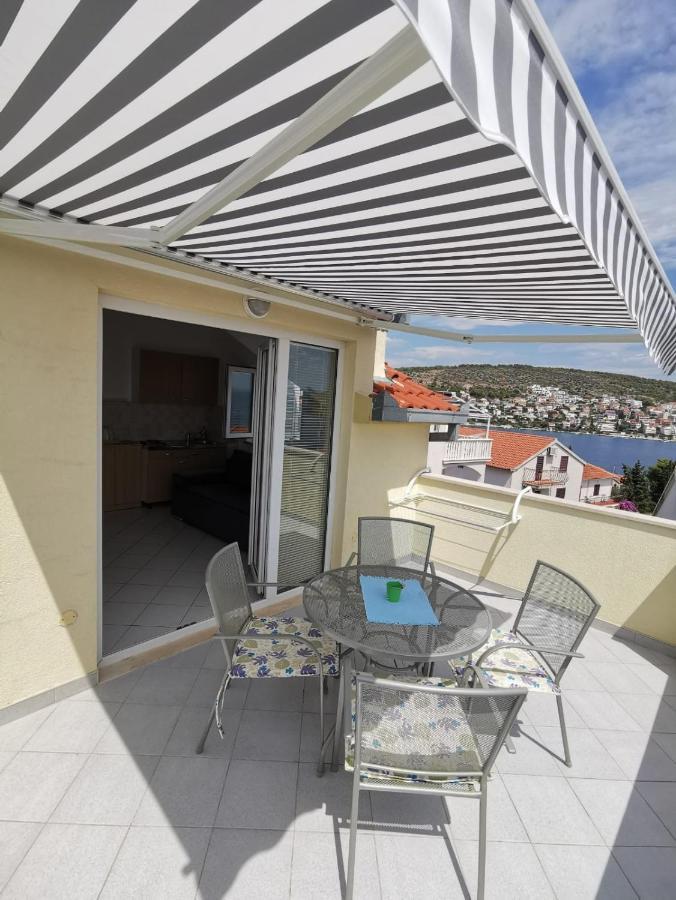 Apartments Vito Trogir Bagian luar foto
