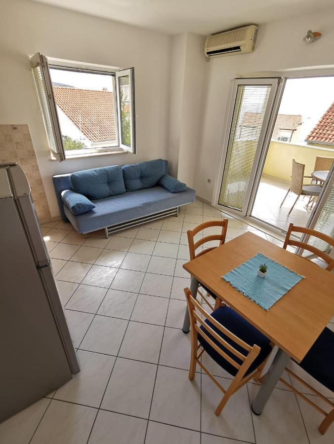 Apartments Vito Trogir Bagian luar foto